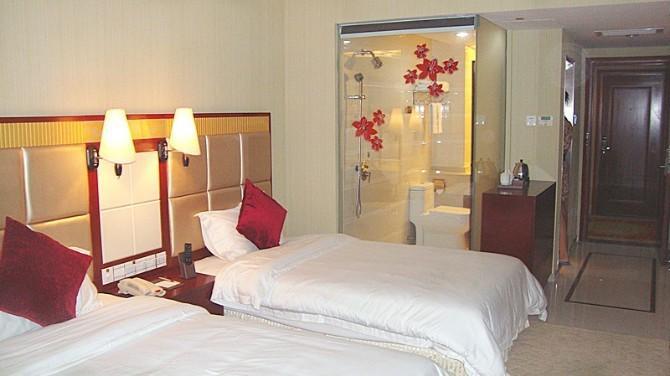 Vienna Hotel In Pinghu Square Shenzhen Chambre photo