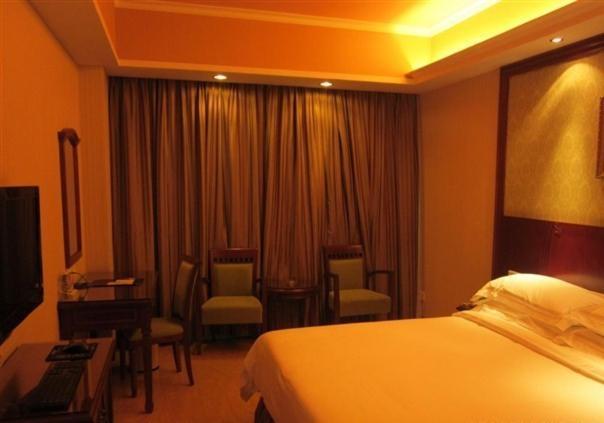 Vienna Hotel In Pinghu Square Shenzhen Extérieur photo