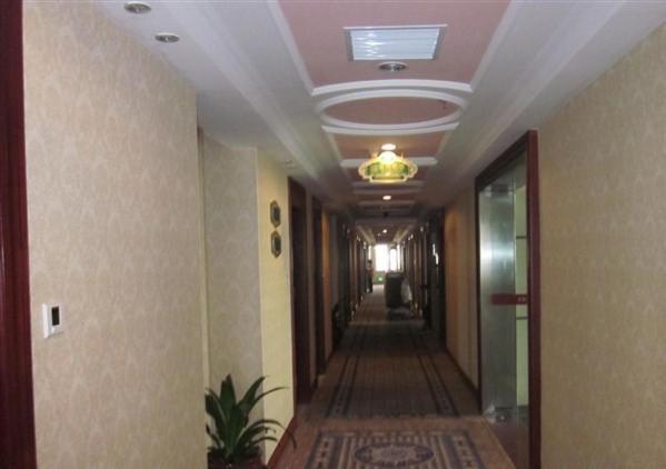 Vienna Hotel In Pinghu Square Shenzhen Extérieur photo